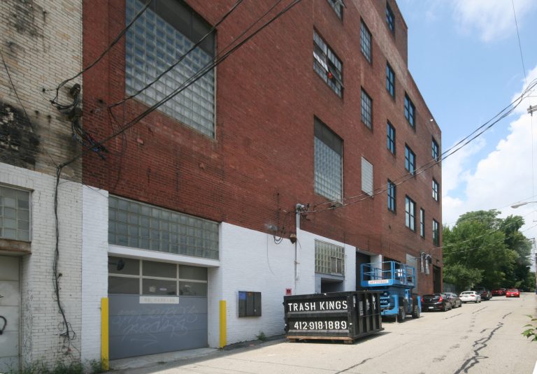 MixedRenovationNOakland-Before_2_edit