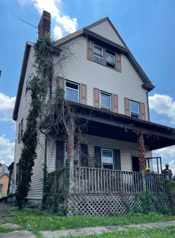 ResRenoMunhall-Before_2_edit