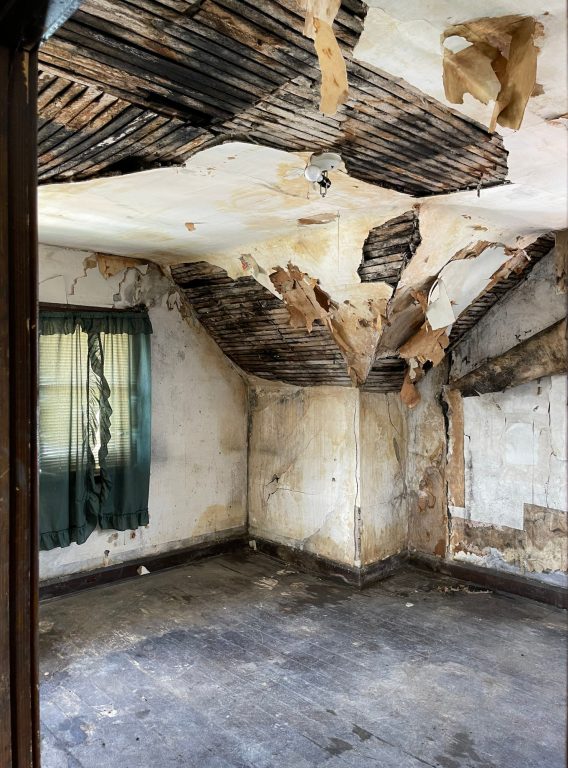 ResRenoMunhall-Before_3_edit